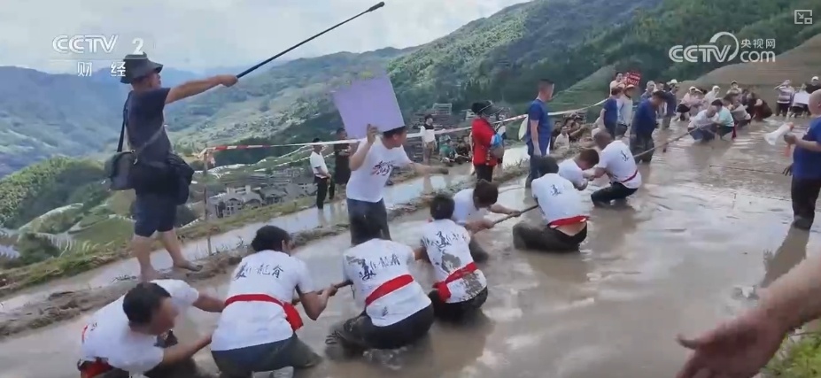 千年农耕文化尽显焕新魅力 民俗节庆点燃游客热情 撬动消费热潮 千年农耕文化尽显焕新魅力 民俗节庆点燃游客热情 撬动消费热潮