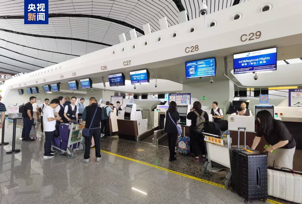 我国与塔吉克斯坦首开两国首都直飞航线 我国与塔吉克斯坦首开两国首都直飞航线