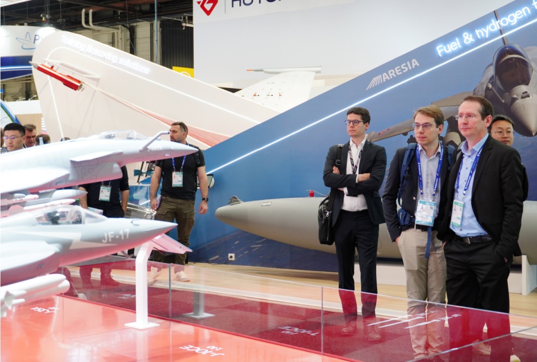 歼-35A、歼-10CE等,亮相! 歼-35A、歼-10CE等,亮相!