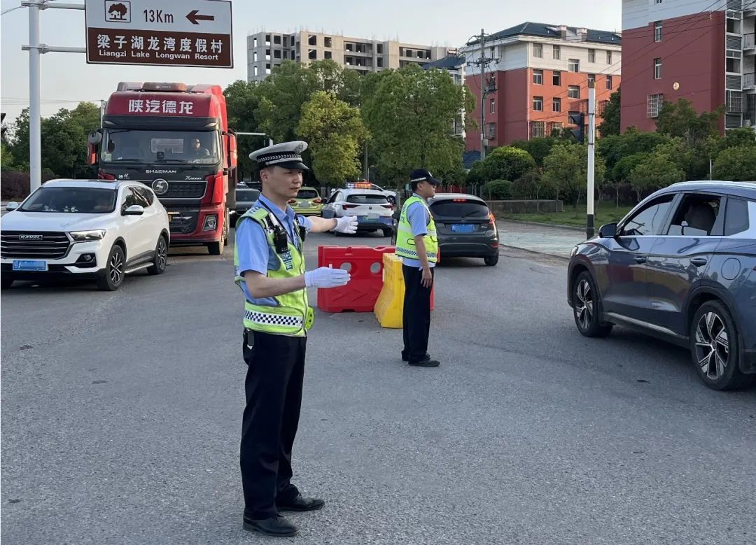 蒋仲超,抢救12天后不幸牺牲 蒋仲超,抢救12天后不幸牺牲