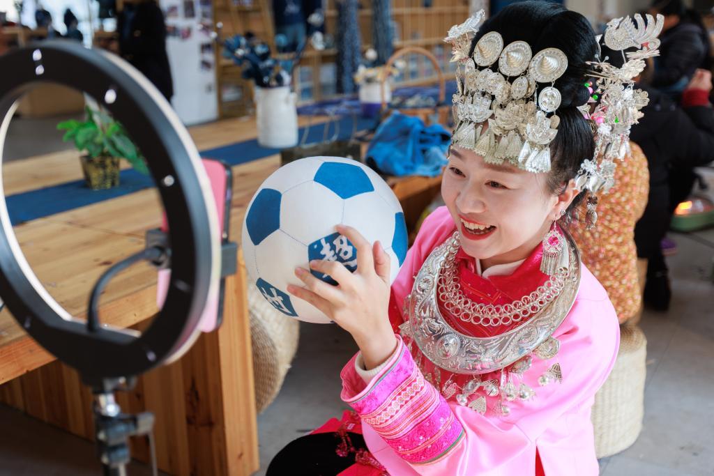 1.1万余非遗工坊助力乡村振兴 1.1万余非遗工坊助力乡村振兴