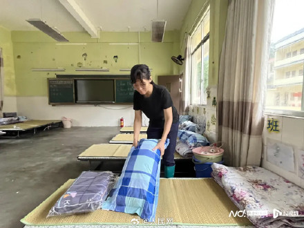 0点巡查她救下57人 0点巡查她救下57人