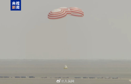 我国新一代载人飞船梦舟零高度逃逸飞行试验成功 我国新一代载人飞船梦舟零高度逃逸飞行试验成功