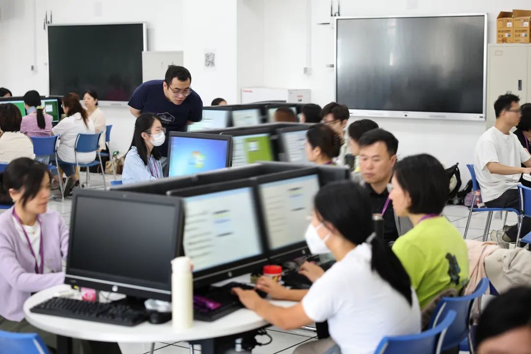 现场直击!天津高考试卷成绩如何“出炉” 现场直击!天津高考试卷成绩如何“出炉”