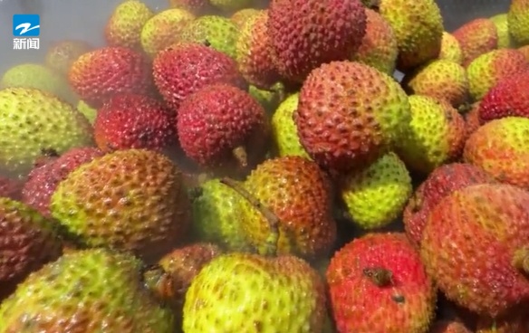 价格大跌!很多人爱吃!浙江却有人吃进医院…医生提醒 价格大跌!很多人爱吃!浙江却有人吃进医院…医生提醒