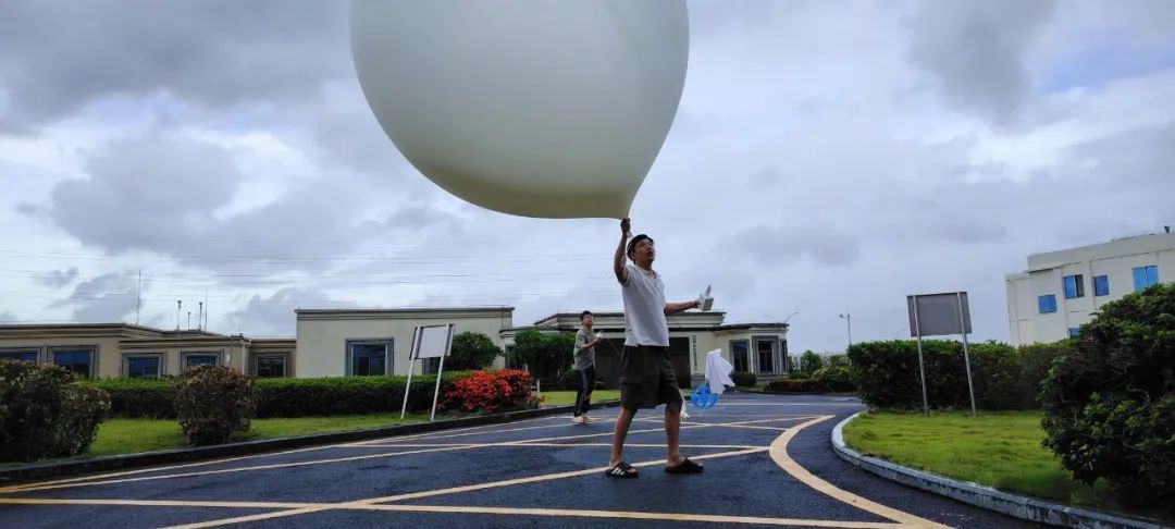 卫星、雷达、飞机、北斗探空组团追“蝴蝶”! 卫星、雷达、飞机、北斗探空组团追“蝴蝶”!