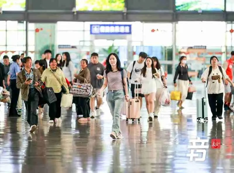 你的疲惫不是懒！“低精力人群”如何“充电”？