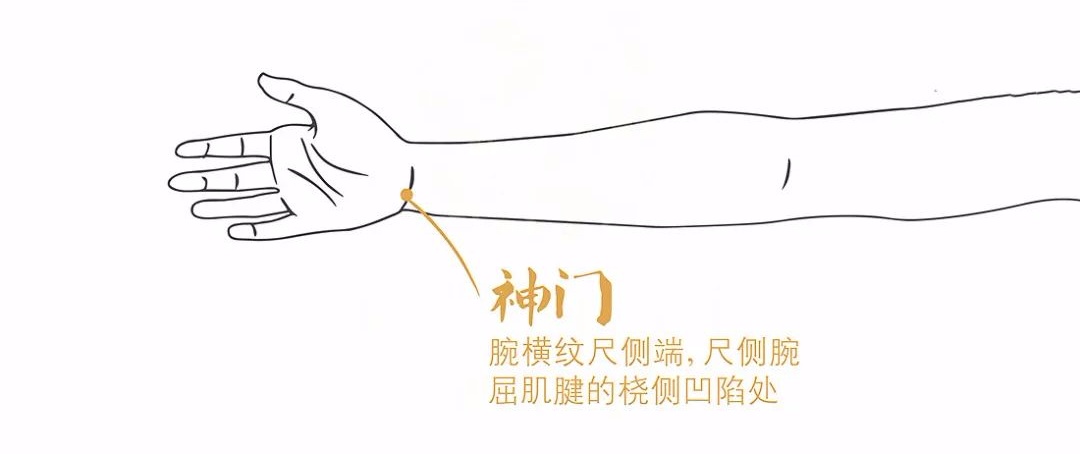 为什么睡觉时举起双手？这招改善睡眠法，还补阳！