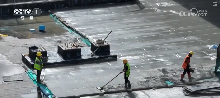 打造“新就业群体”友好镇街 多样化“防暑套餐”服务应对高温“烤”验 打造“新就业群体”友好镇街 多样化“防暑套餐”服务应对高温“烤”验