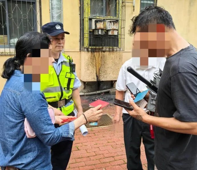 为了38万元!民警与骗子正面交锋,结局极度舒适 为了38万元!民警与骗子正面交锋,结局极度舒适