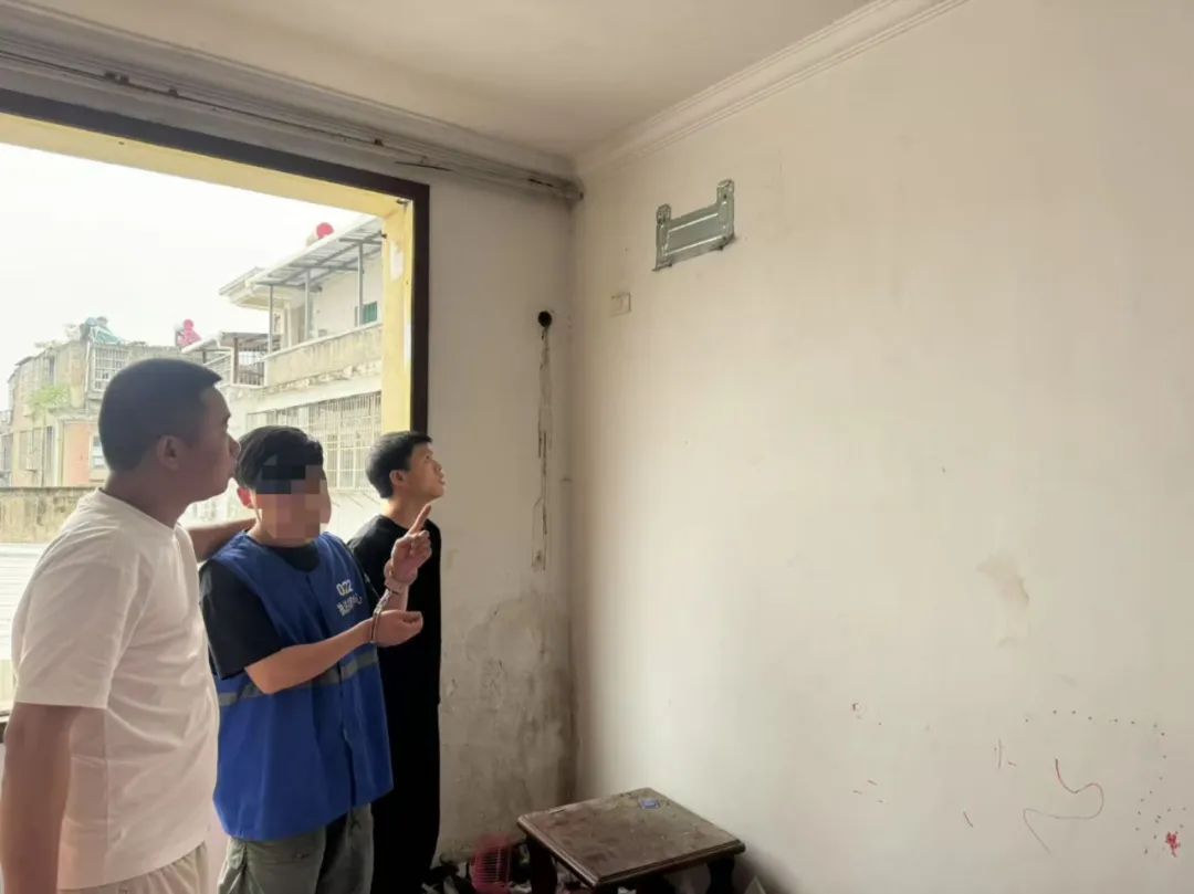 傻眼!家电门窗,全被搬空...民警1小时抓获“拆家式”租客 傻眼!家电门窗,全被搬空...民警1小时抓获“拆家式”租客