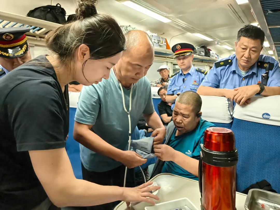 这场救治行动,很暖心! 这场救治行动,很暖心!