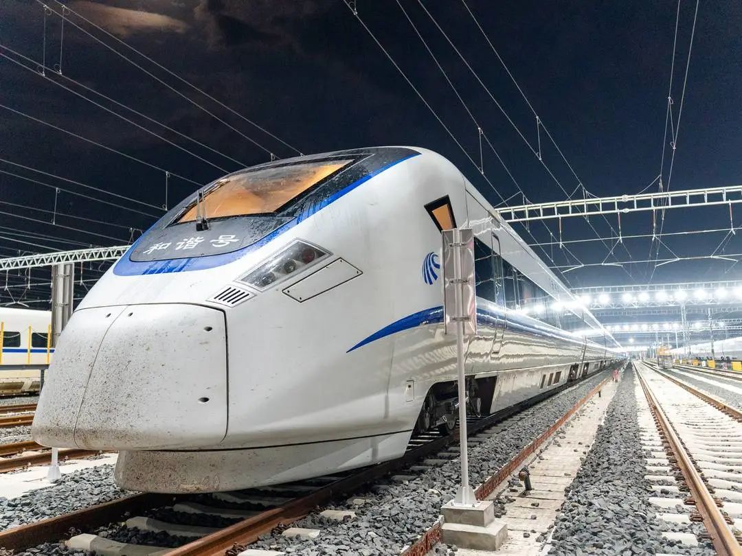 睡一晚就到站!成都至北京、上海新增夕发朝至动卧列车 睡一晚就到站!成都至北京、上海新增夕发朝至动卧列车