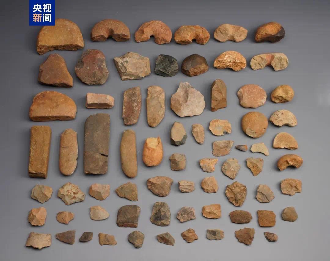 广西南宁新发现一批洞穴遗址、大石铲遗址等 采集各类遗物400余件 广西南宁新发现一批洞穴遗址、大石铲遗址等 采集各类遗物400余件