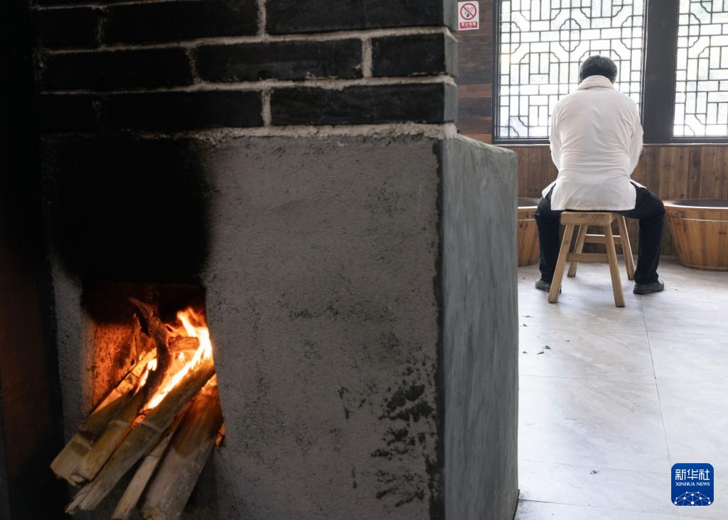 湖南桂东:夏茶采制忙 湖南桂东:夏茶采制忙