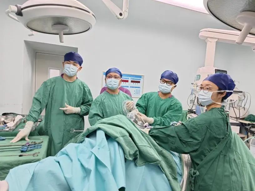 女子爬山摔倒臀部着地,被竹子穿破直肠!医生:这种损伤也可能致命 女子爬山摔倒臀部着地,被竹子穿破直肠!医生:这种损伤也可能致命