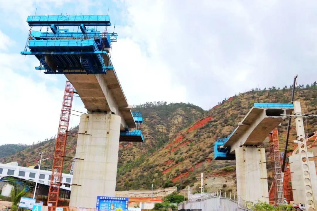 云南这个铁路枢纽预计明年建成 云南这个铁路枢纽预计明年建成