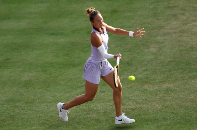 郑钦文退赛:右颈受伤 郑钦文退赛:右颈受伤