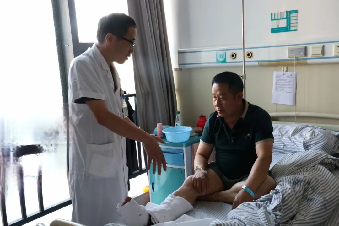 毒蛇活跃期来临,别怕,可控!可治! 毒蛇活跃期来临,别怕,可控!可治!