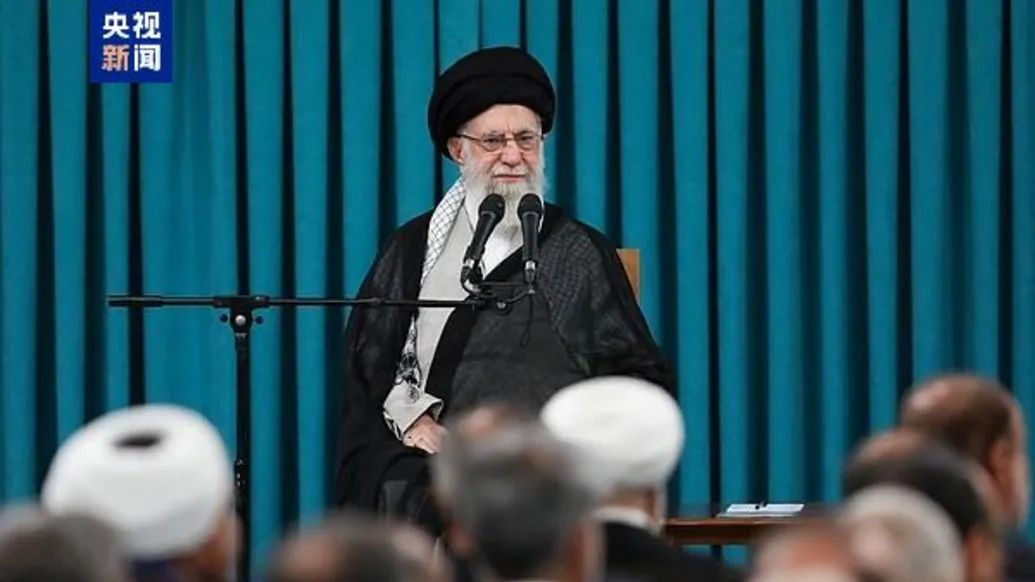 哈梅内伊:伊朗绝不会屈服 哈梅内伊:伊朗绝不会屈服