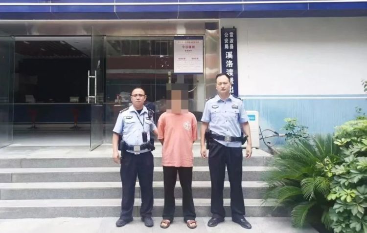 99.8万差点打水漂！当“领导”在群里要求转账，一公司出纳中招