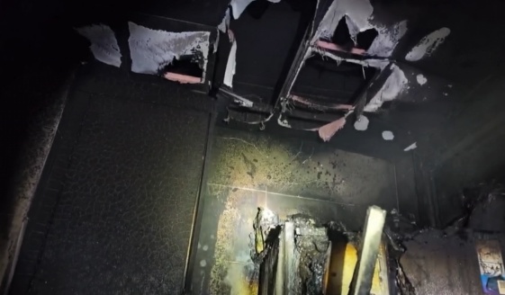 今晚快检查你家厨房,这类隐患别忽视!她家的已经成封面图了…… 今晚快检查你家厨房,这类隐患别忽视!她家的已经成封面图了……