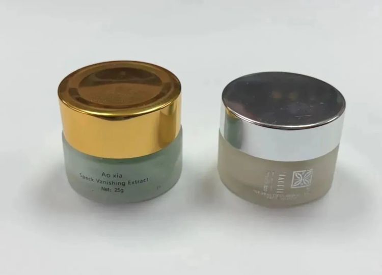 别买别用!这种美白化妆品汞含量超标3万倍 别买别用!这种美白化妆品汞含量超标3万倍