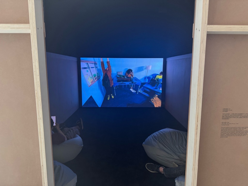 外滩美术馆调整入馆模式后首日情况如何?记者探访 外滩美术馆调整入馆模式后首日情况如何?记者探访