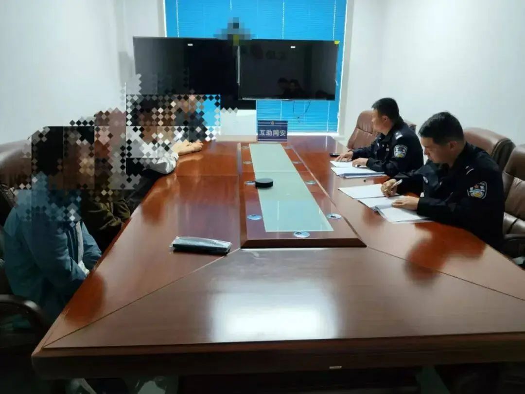 虚假摆拍!青海互助一网络主播被约谈 虚假摆拍!青海互助一网络主播被约谈