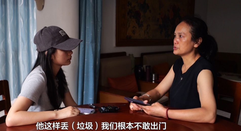 汁水横流、一片狼藉!楼上频繁深夜“空投”垃圾,贵阳大姐崩溃:有家难回! 汁水横流、一片狼藉!楼上频繁深夜“空投”垃圾,贵阳大姐崩溃:有家难回!