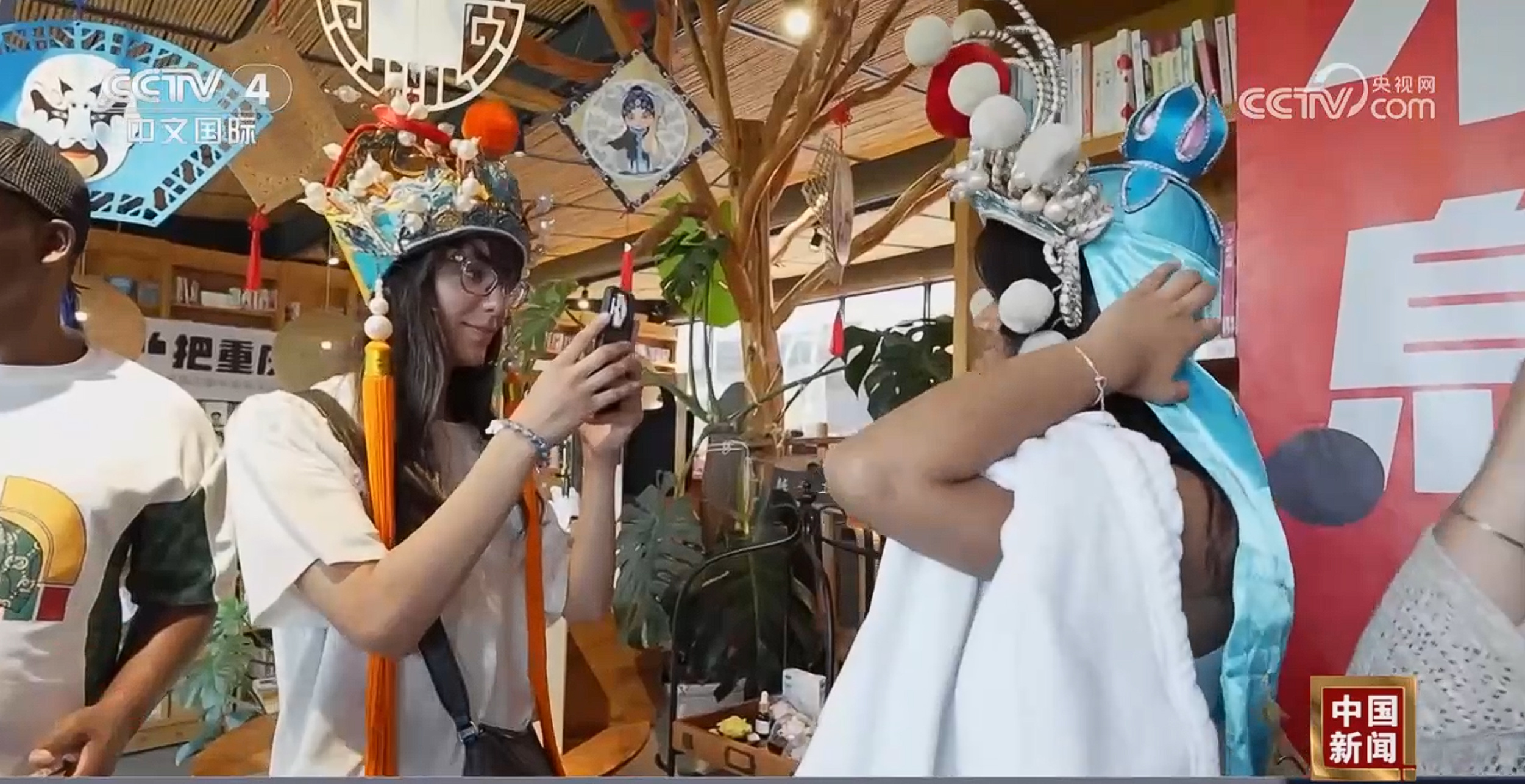 “免签朋友圈”扩大 政策利好催热“中国游”“中国购” “免签朋友圈”扩大 政策利好催热“中国游”“中国购”