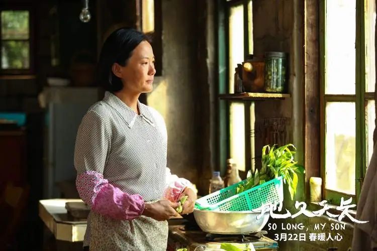 金爵评委咏梅的简单哲学：如果生活得简单一些，有些焦虑自然就不存在了