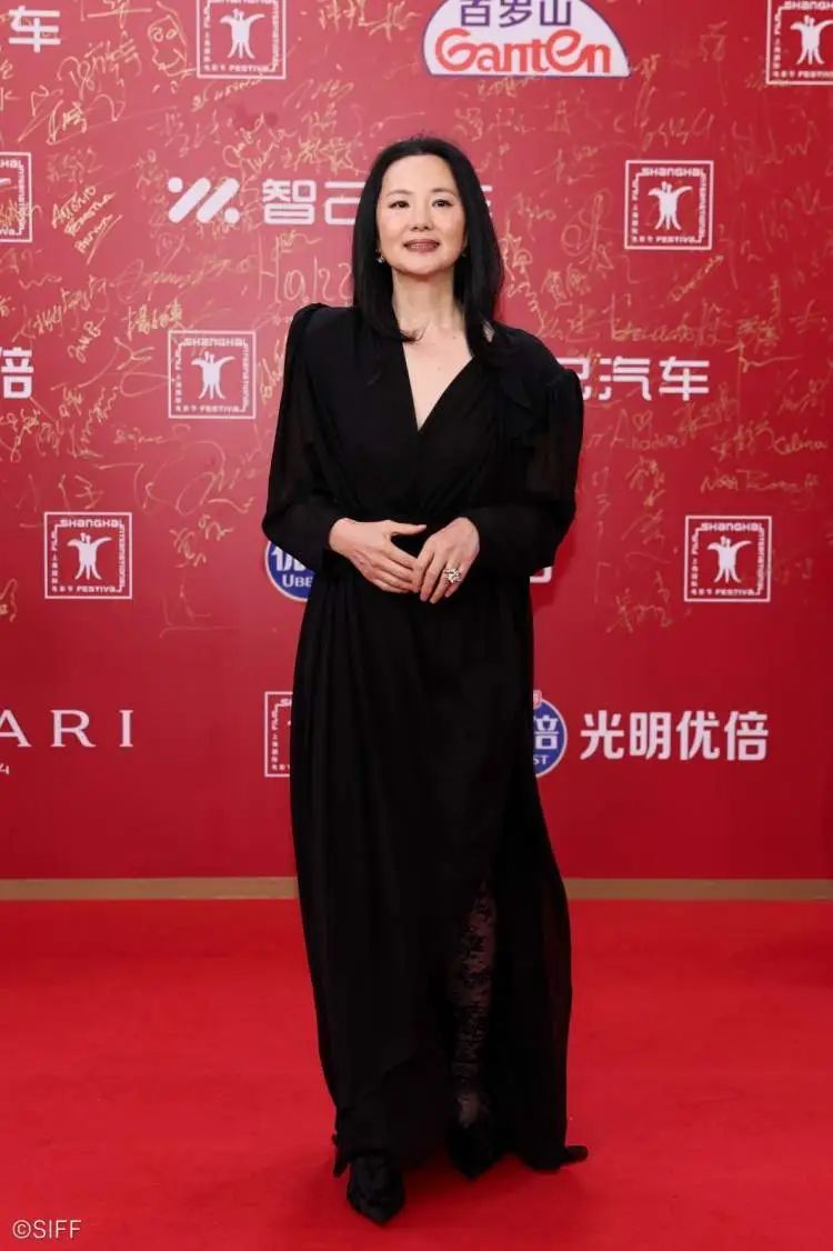 金爵评委咏梅的简单哲学：如果生活得简单一些，有些焦虑自然就不存在了