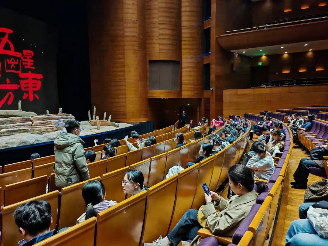 清华惊现神秘高科技组织?团队独家回应→ 清华惊现神秘高科技组织?团队独家回应→