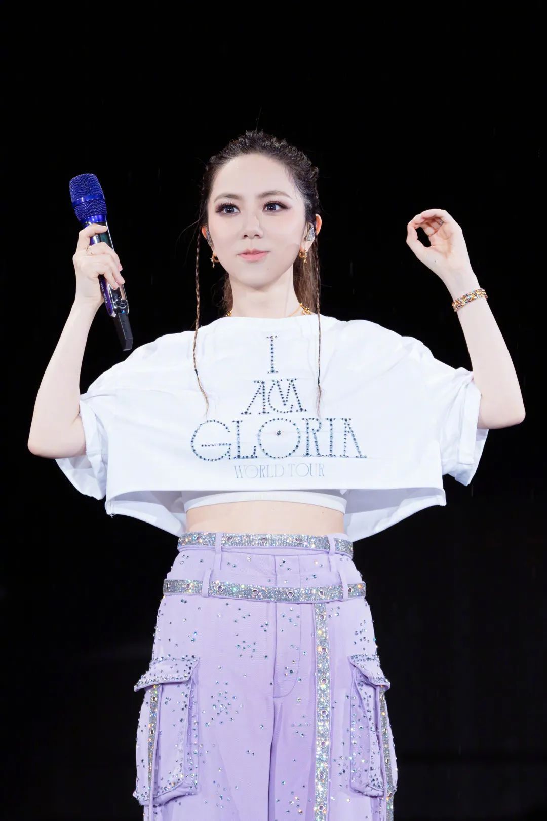 邓紫棋发声：不会下架歌曲，并喊话蜂鸟音乐“先结算给我的钱”