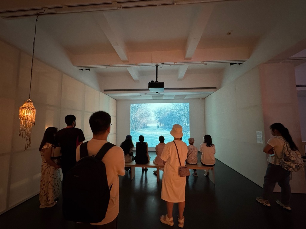 外滩美术馆调整入馆模式后首日情况如何?记者探访 外滩美术馆调整入馆模式后首日情况如何?记者探访