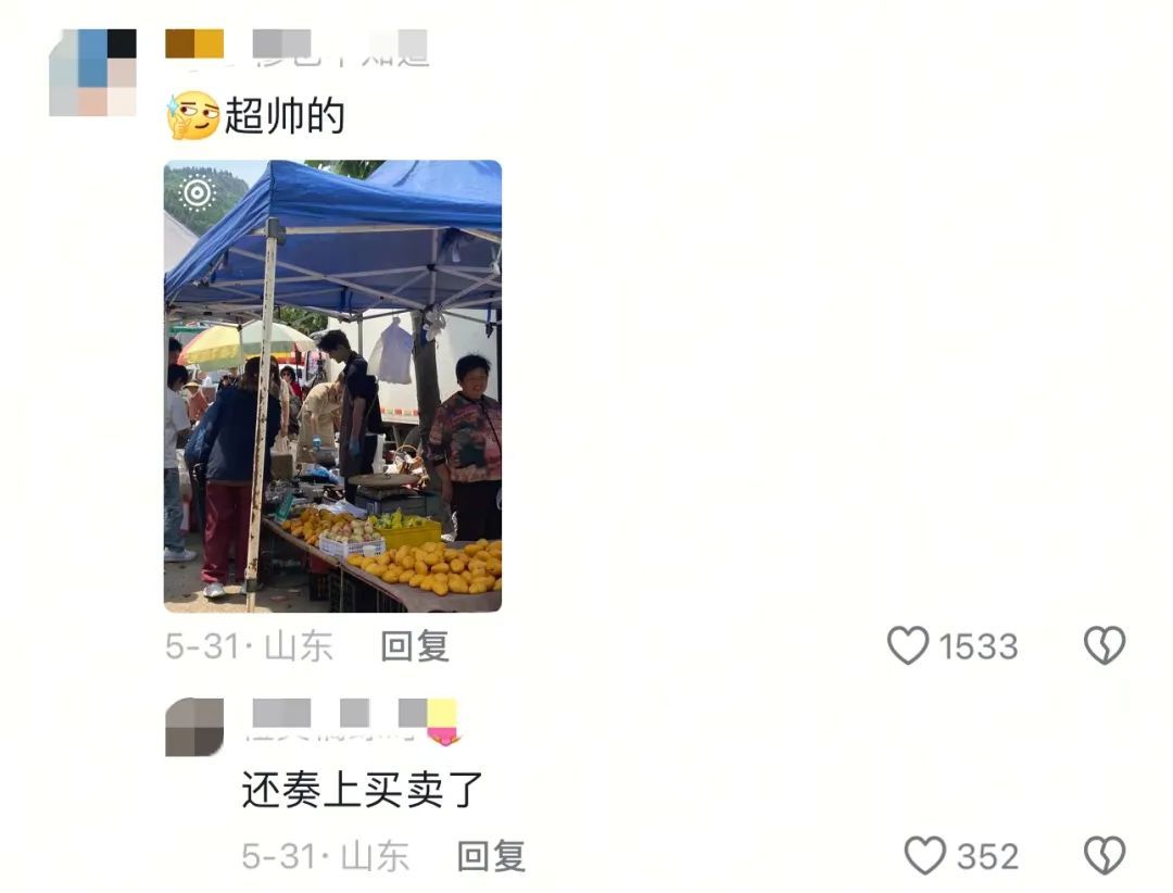 48岁知名男演员回山东老家被偶遇！骑“三蹦子”、赶大集，网友直呼接地气