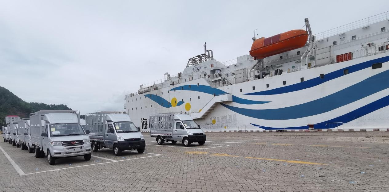 一站式轮渡省时降本 防城港-海口直达航线迎来新突破