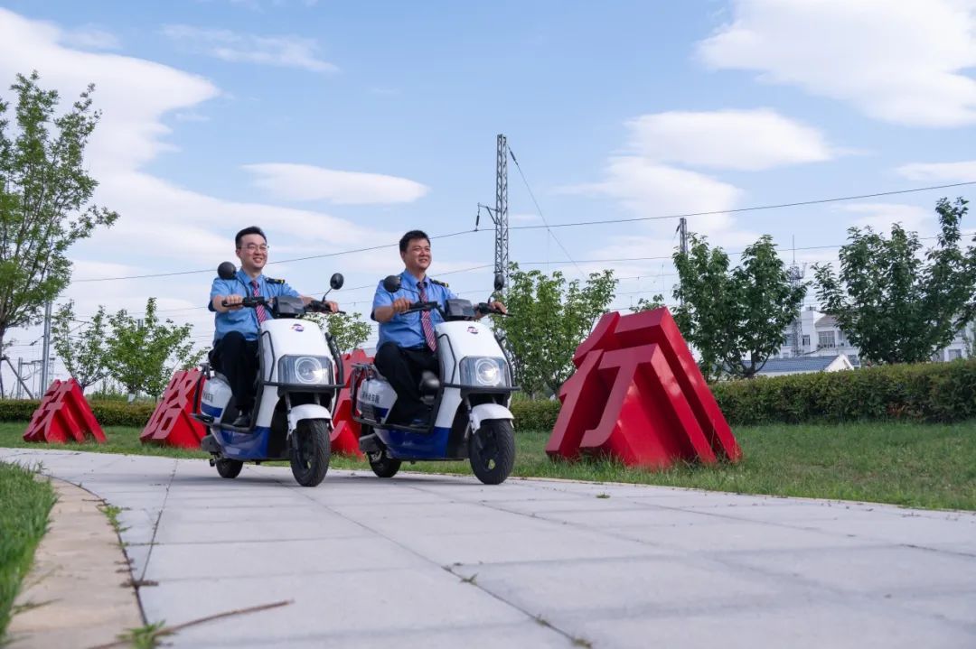 单位提供电动车，职工免费骑！