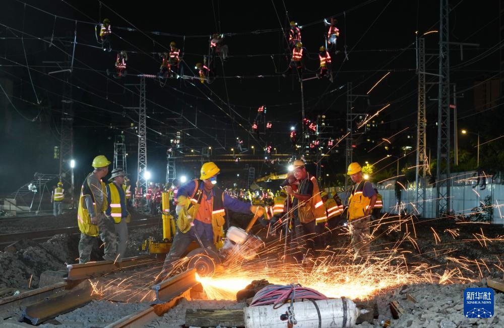 成渝中线高铁成都站改建工程整体过半 成渝中线高铁成都站改建工程整体过半