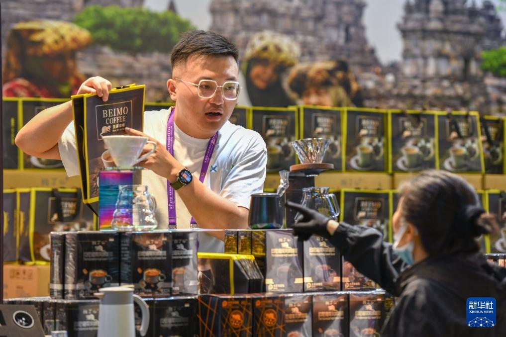 在南博会上感受云南咖啡独特魅力 在南博会上感受云南咖啡独特魅力