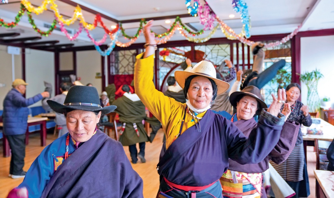 从政策视角看银发经济发展——专访全国政协委员张春生 从政策视角看银发经济发展——专访全国政协委员张春生