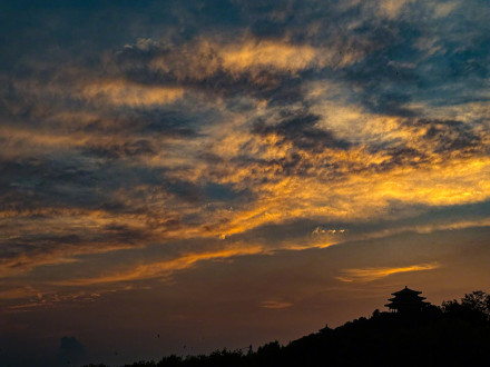 美丽北京|金霞染京城!故宫角楼邂逅景山落日 美丽北京|金霞染京城!故宫角楼邂逅景山落日