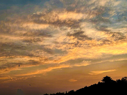 美丽北京|金霞染京城!故宫角楼邂逅景山落日 美丽北京|金霞染京城!故宫角楼邂逅景山落日