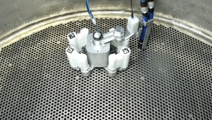 国际首台“壁虎机器人”上岗守护核安全 国际首台“壁虎机器人”上岗守护核安全