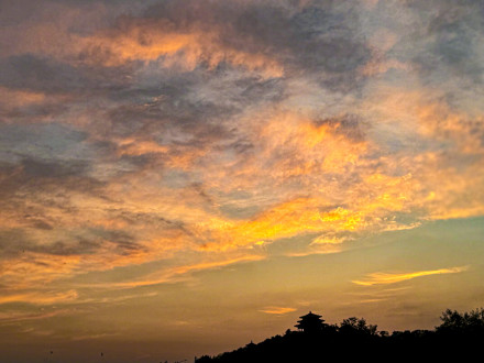 美丽北京|金霞染京城!故宫角楼邂逅景山落日 美丽北京|金霞染京城!故宫角楼邂逅景山落日