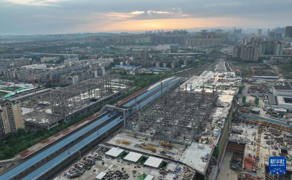 成渝中线高铁成都站改建工程整体过半 成渝中线高铁成都站改建工程整体过半