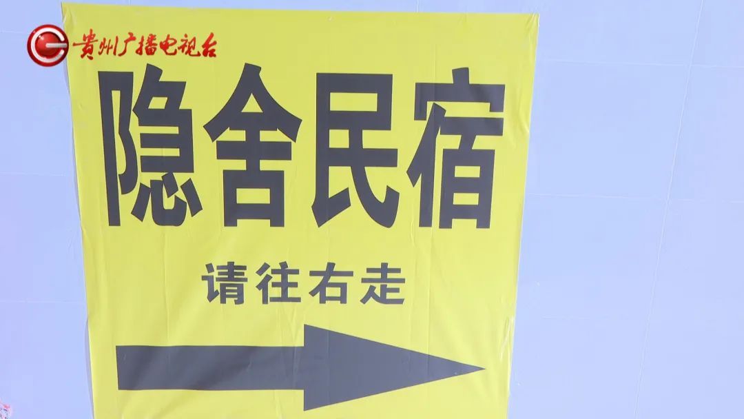 一到深夜就有陌生人来敲门、试图开锁!贵州女子不堪其扰,得知真相后更是担心不已... 一到深夜就有陌生人来敲门、试图开锁!贵州女子不堪其扰,得知真相后更是担心不已...