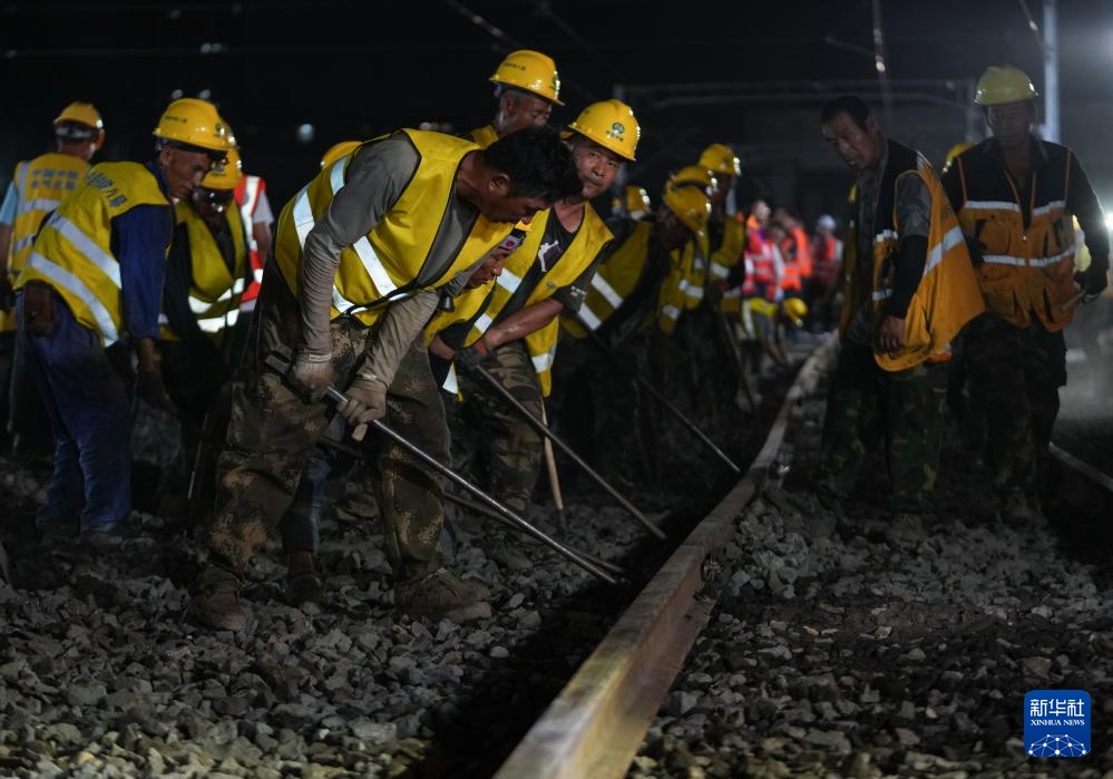 成渝中线高铁成都站改建工程整体过半 成渝中线高铁成都站改建工程整体过半