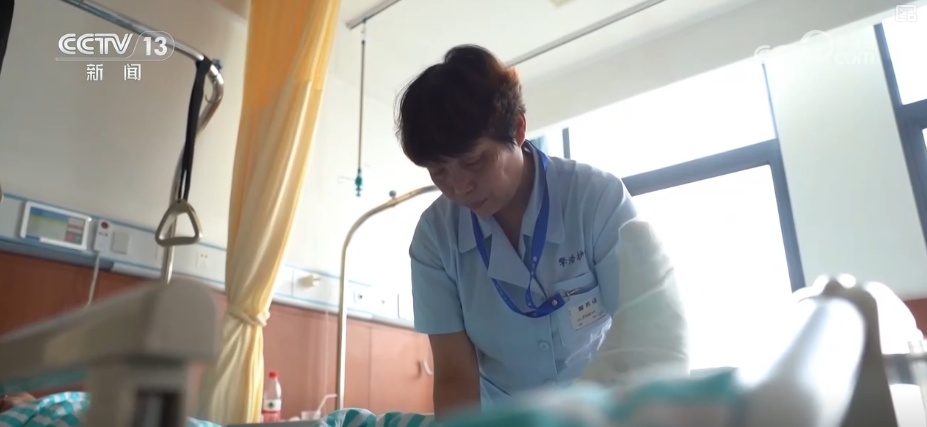 好钢用在刀刃上!“无陪护病房”能让人放心吗?收费贵不贵? 好钢用在刀刃上!“无陪护病房”能让人放心吗?收费贵不贵?